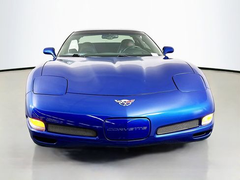 Used 2003 Chevrolet Corvette Z06 RWD image 2
