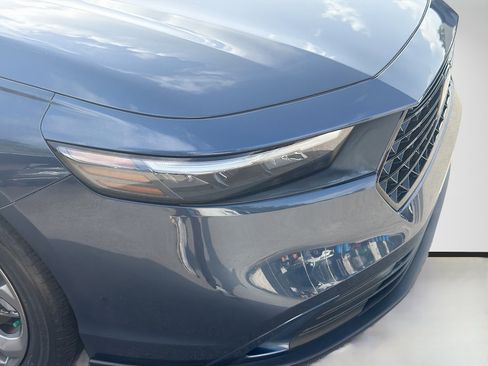 Used 2024 Honda Accord EX image 31