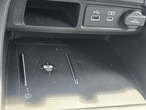 Used 2024 Honda Pilot EX-L image 18