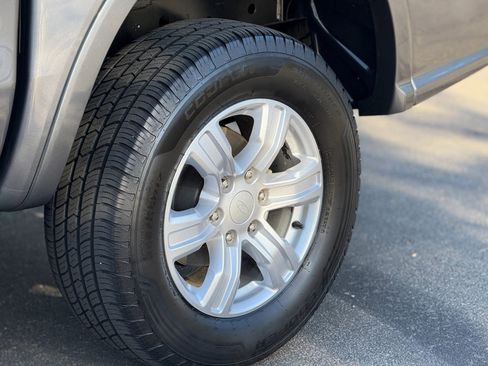 Used 2021 Ford Ranger XLT image 38