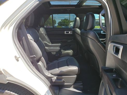 Used 2020 Ford Explorer ST w/ ST Street Pack AWD/4WD image 15