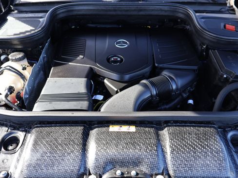 Used 2024 Mercedes-Benz GLE 450e 4MATIC image 44