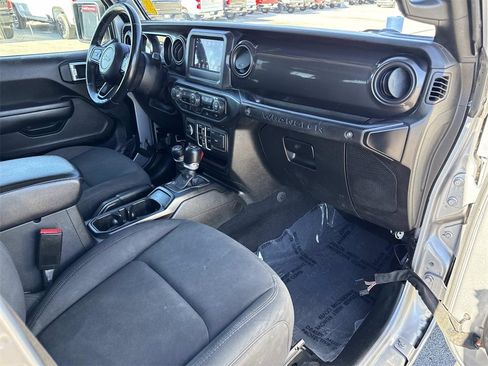 Used 2021 Jeep Wrangler Unlimited Sport image 26