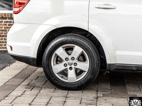 Used 2012 Dodge Journey SXT w/ Sound Group image 11