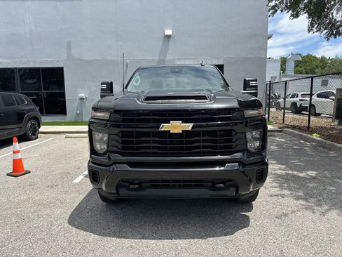 Used 2024 Chevrolet Silverado 2500 Custom w/ Custom Convenience Package AWD/4WD image 11