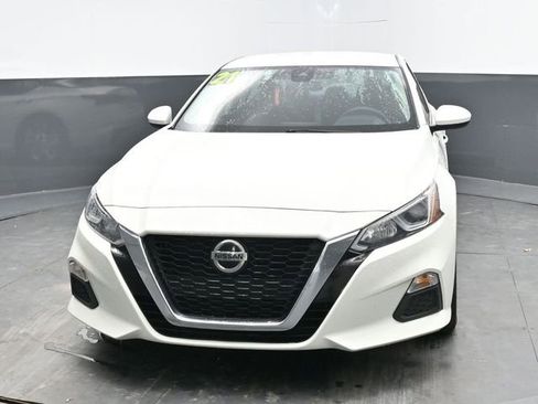 Used 2021 Nissan Altima 2.5 S image 2