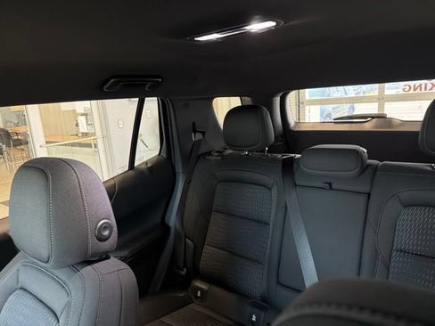 New 2027 Chevrolet Equinox LT AWD/4WD image 16