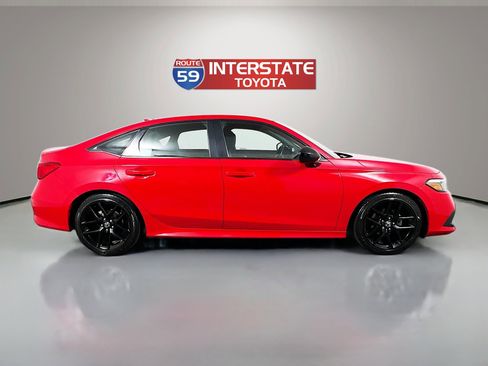 Used 2022 Honda Civic Sport image 8
