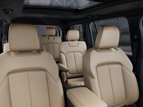 New 2025 Jeep Grand Cherokee L Limited image 26