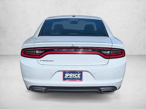 Used 2022 Dodge Charger SXT w/ Leather Interior Group image 7