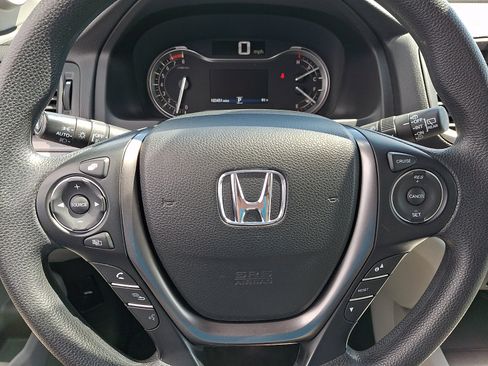 Used 2018 Honda Pilot EX image 21