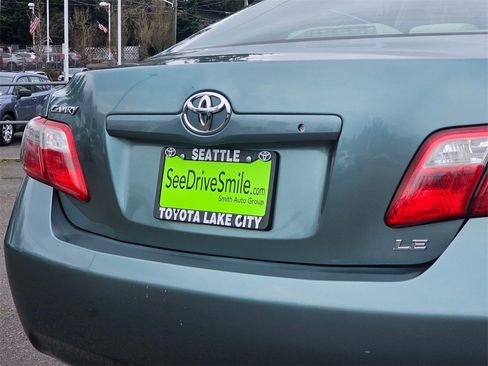 Used 2007 Toyota Camry LE image 14