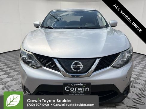 Used 2018 Nissan Rogue Sport S w/ S Appearance Package AWD/4WD image 2