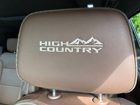 Certified 2023 Chevrolet Tahoe High Country w/ Advanced Technology Package image 32