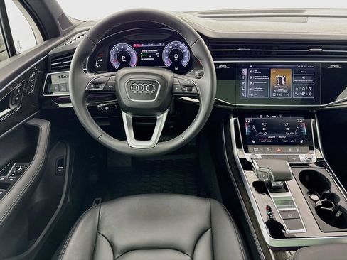 Used 2025 Audi Q7 3.0T Premium Plus AWD/4WD image 24