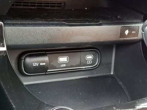 Certified 2024 Kia Seltos EX image 26