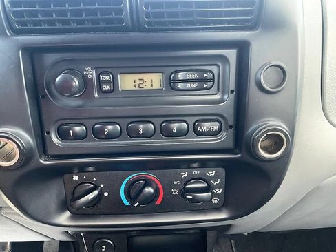 Used 2011 Ford Ranger XL RWD image 18