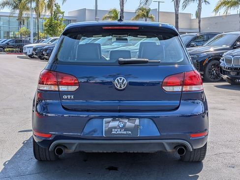 Used 2011 Volkswagen GTI 4-Door FWD image 9