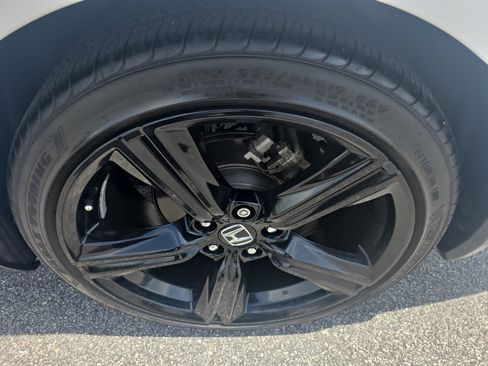 Used 2023 Honda Accord Sport image 32