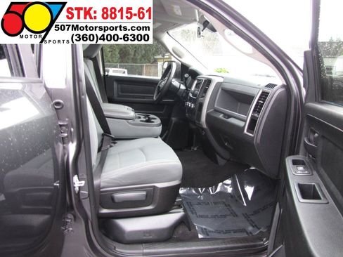 Used 2017 RAM 1500 ST w/ SXT Appearance Group AWD/4WD image 17