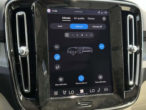 New 2026 Volvo XC40 B4 Plus w/ Protection Package Premier image 5