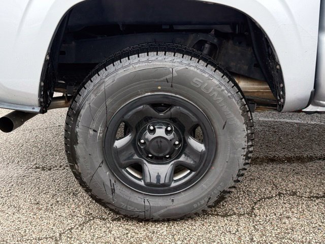 Used 2020 Toyota Tacoma SR AWD/4WD image 12