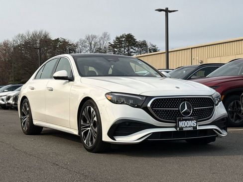 Used 2025 Mercedes-Benz E 450 4MATIC Sedan image 10