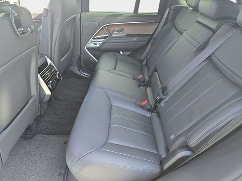 New 2026 Land Rover Range Rover SE AWD/4WD image 15