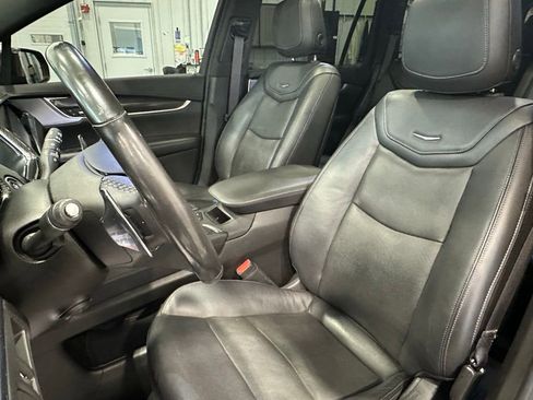 Used 2020 Cadillac XT6 Sport image 16