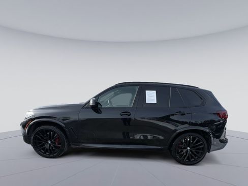 Used 2023 BMW X5 M50i w/ Executive Package image 2