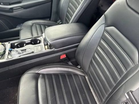 Used 2019 Ford Edge SEL w/ Equipment Group 201A AWD/4WD image 7
