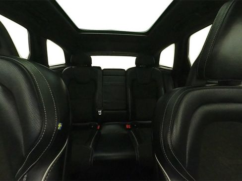 Used 2018 Volvo XC60 T6 R-Design w/ Convenience Package image 30