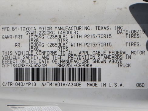 Used 2015 Toyota Tacoma 2WD Access Cab image 32