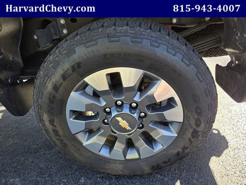 Used 2024 Chevrolet Silverado 2500 Custom w/ Custom Value Package image 45