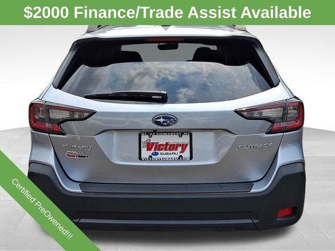 Used 2025 Subaru Outback Premium AWD/4WD image 5