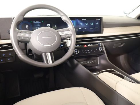 Used 2025 Hyundai Sonata SEL image 2