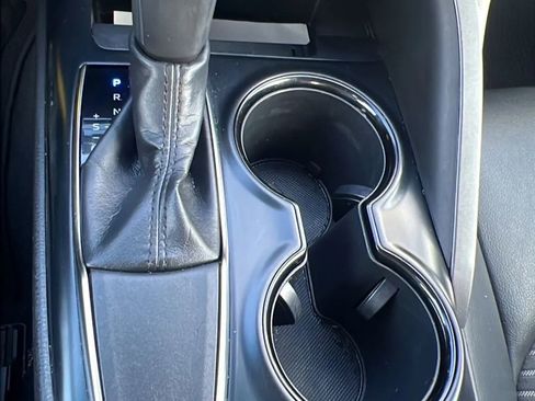 Used 2019 Toyota Camry SE image 19