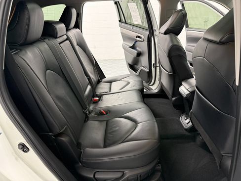 Used 2021 Toyota Highlander Limited AWD/4WD image 13
