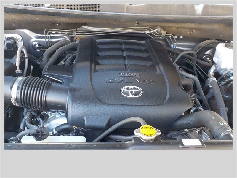 Used 2017 Toyota Tundra SR5 AWD/4WD image 14