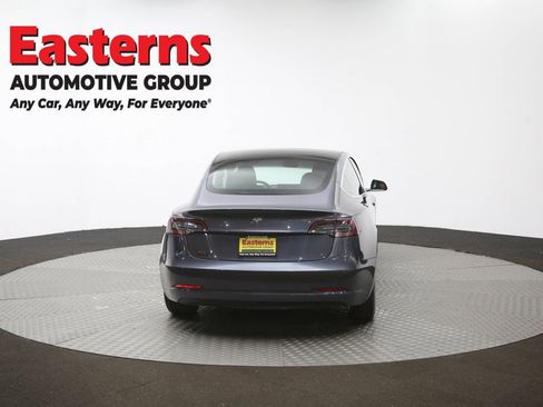 Used 2019 Tesla Model 3 Standard Range image 35