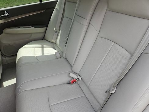 Used 2015 INFINITI Q40 AWD w/ Navigation Package image 14