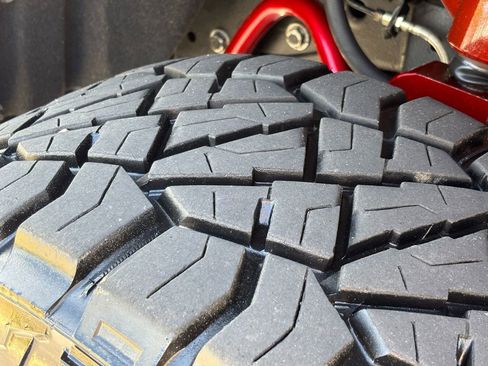 Used 2015 Chevrolet Silverado 2500 High Country w/ Duramax Plus Package image 13