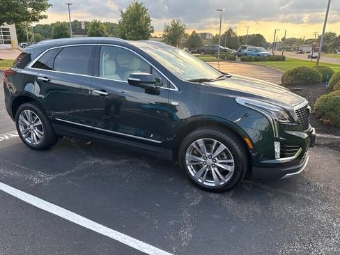 Used 2024 Cadillac XT5 Premium Luxury w/ Technology Package AWD/4WD image 2