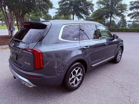 Used 2020 Kia Telluride EX AWD/4WD image 15