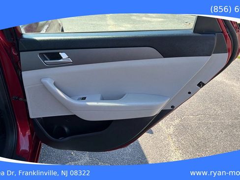 Used 2016 Hyundai Sonata SE FWD image 21