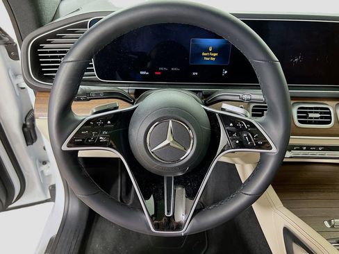 New 2025 Mercedes-Benz GLE 450 4MATIC image 12