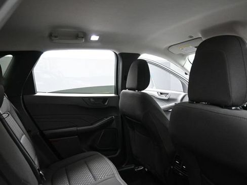 Used 2024 Ford Escape Active AWD/4WD image 32