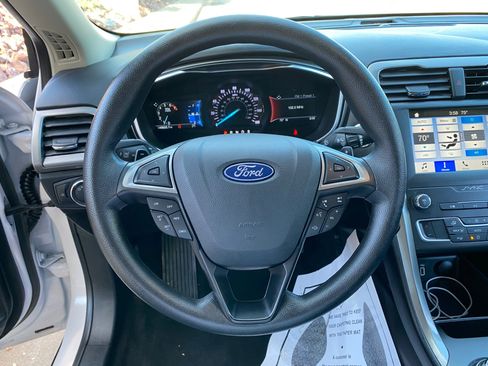 Used 2019 Ford Fusion SE image 58