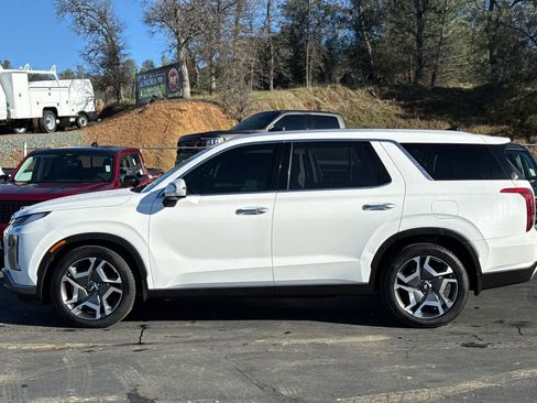 Used 2023 Hyundai Palisade SEL w/ Cargo Package image 7