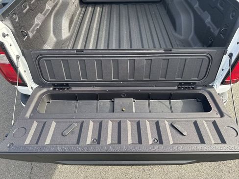 New 2026 GMC Canyon AT4 image 46